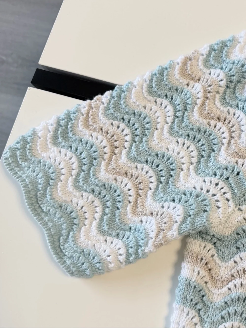 GG Blue Knit Polo Shirt  Pastel Blue Chevron Wave Crochet Short Sleeve Cotton 🩵